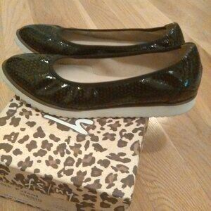 FSNY FLAT Doorway - Black patent